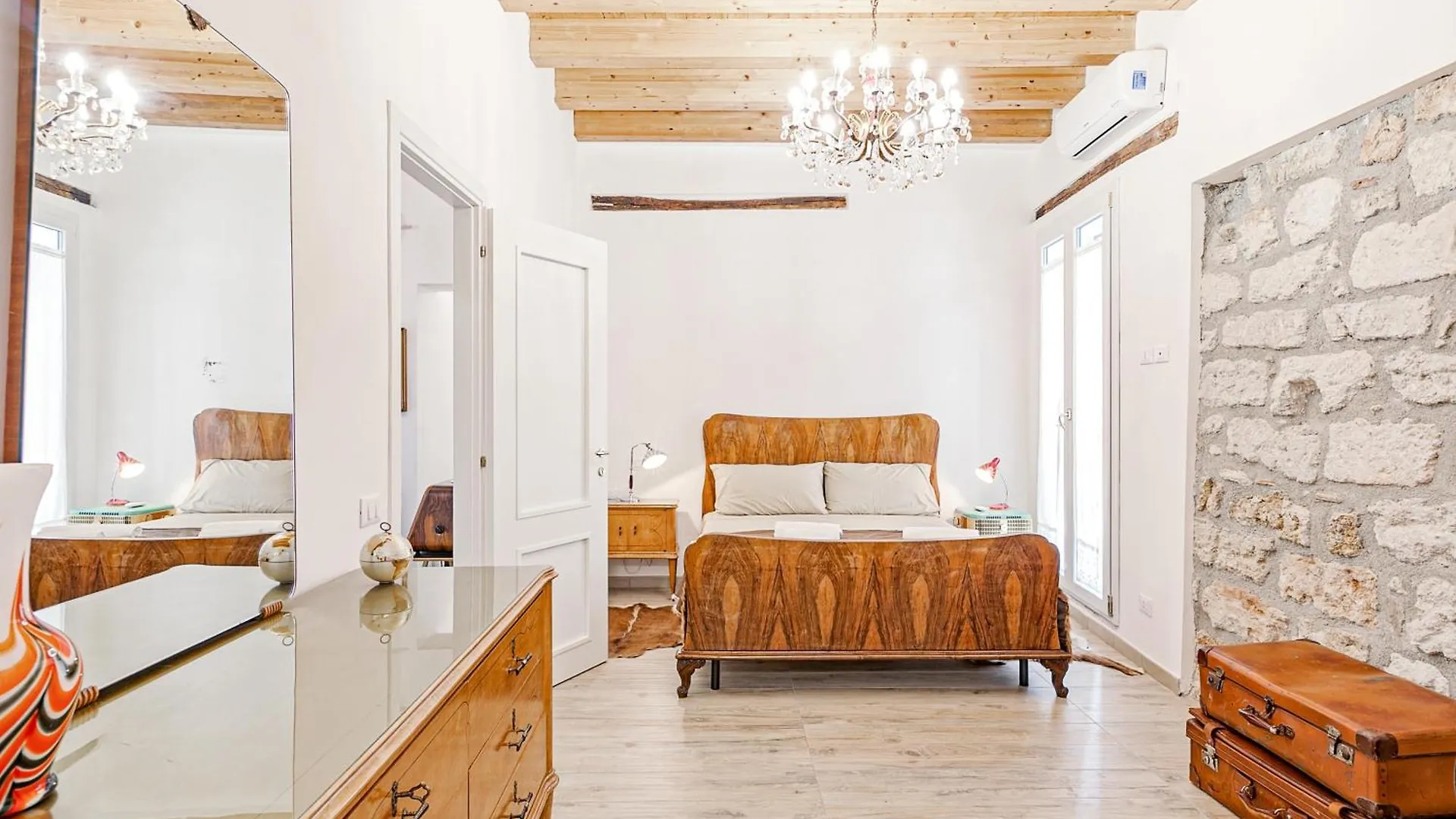 Palazzo Dei Normanni Stylish Apartment Palermo 0*,  Itália